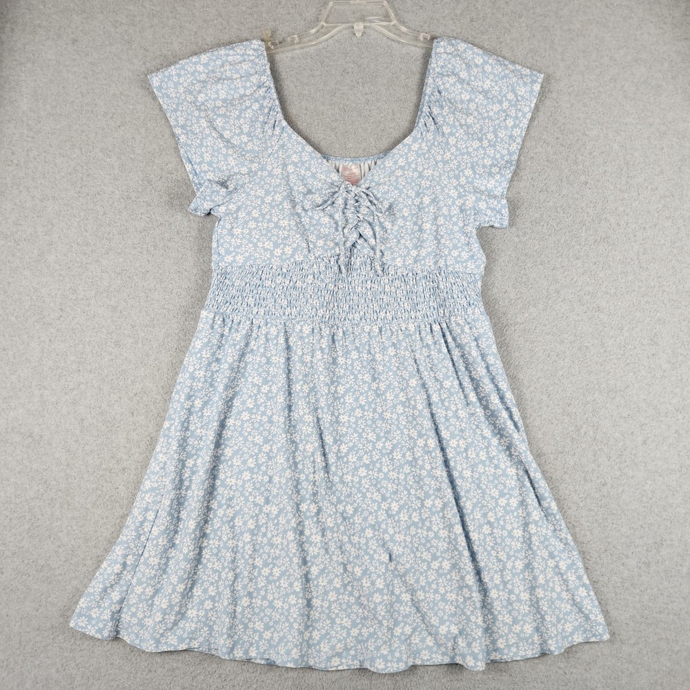 No Boundaries Dress Womens Large Blue White Daisy Floral Smocked Waist Tie Front